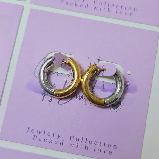 C - Shape Small Hoops (silver/gold)